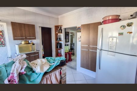 Cozinha de casa à venda com 2 quartos, 60m² em Irajá, Rio de Janeiro