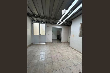 Casa à venda com 3 quartos, 202m² em Vila Santa Catarina, São Paulo