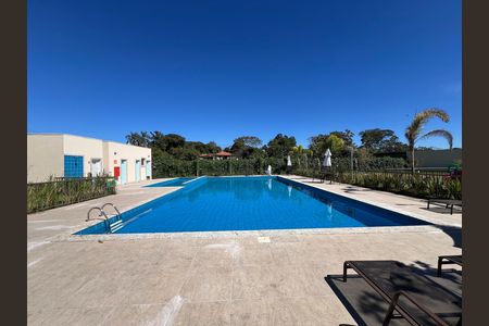 Apartamento para alugar com 50m², 2 quartos e 1 vaga Apartamento para alugar com 50m², 2 quartos e 1 vagaÁrea comum - Piscina