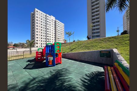 Apartamento para alugar com 50m², 2 quartos e 1 vaga Apartamento para alugar com 50m², 2 quartos e 1 vagaÁrea comum - Playground