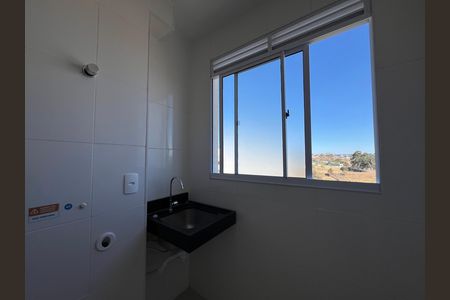 Área de Serviço de apartamento para alugar com 2 quartos, 50m² em Tijuca, Belo Horizonte