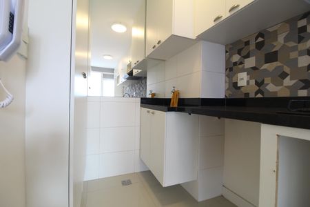 Apartamento à venda com 80m², 2 quartos e 1 vagaCozinha e Área de Serviço