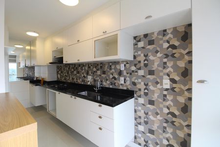 Apartamento à venda com 80m², 2 quartos e 1 vagaCozinha e Área de Serviço