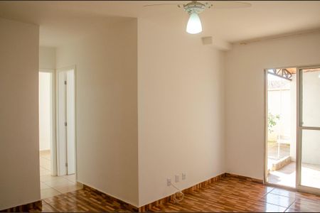 Apartamento para alugar com 2 quartos, 47m² em Setor Negrão de Lima, Goiânia