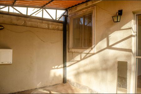 Apartamento para alugar com 2 quartos, 47m² em Setor Negrão de Lima, Goiânia