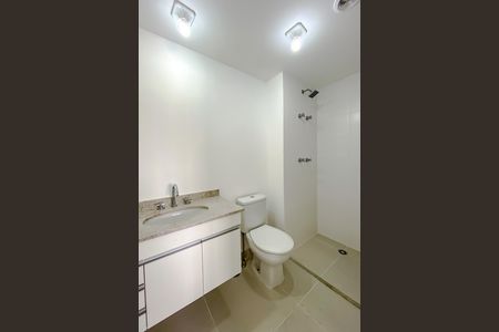 Apartamento para alugar com 24m², 1 quarto e sem vaga Apartamento para alugar com 24m², 1 quarto e sem vagaBanheiro da Suíte