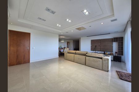 Apartamento para alugar com 289m², 4 quartos e 4 vagas