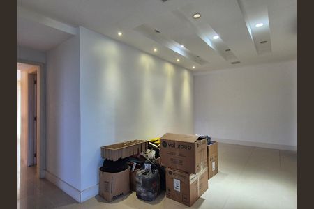 Apartamento para alugar com 289m², 4 quartos e 4 vagas