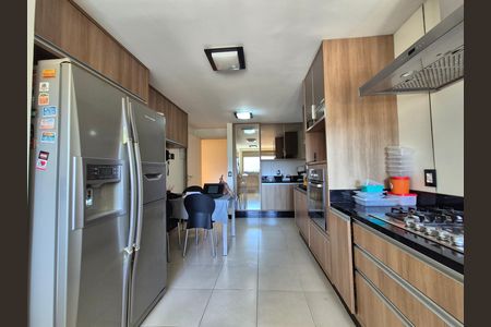 Apartamento para alugar com 4 quartos, 289m² em Barra da Tijuca, Rio de Janeiro