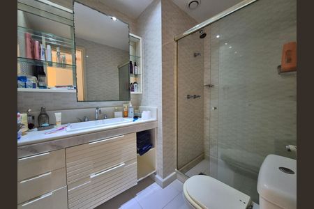 Apartamento para alugar com 289m², 4 quartos e 4 vagas