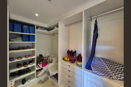 Apartamento para alugar com 289m², 4 quartos e 4 vagas