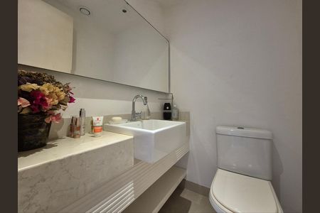 Apartamento para alugar com 289m², 4 quartos e 4 vagas