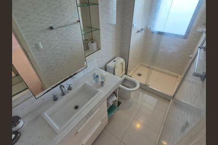Apartamento para alugar com 289m², 4 quartos e 4 vagas