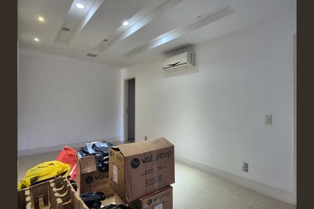 Apartamento para alugar com 289m², 4 quartos e 4 vagas