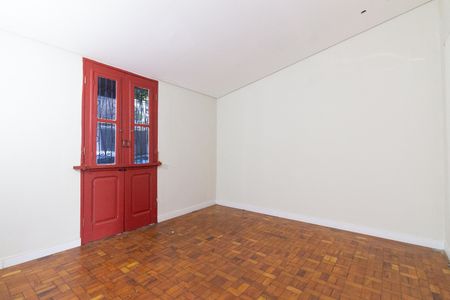 Quarto 1 de casa à venda com 2 quartos, 375m² em Caxingui, São Paulo