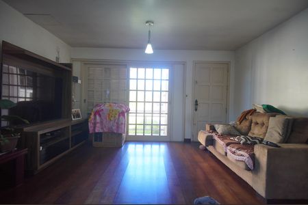 Casa para alugar com 130m², 3 quartos e 3 vagasSala