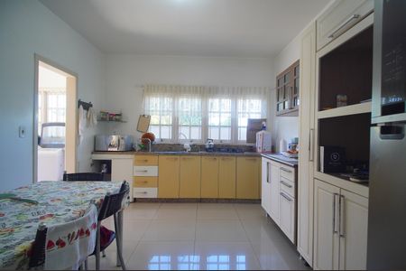 Casa para alugar com 130m², 3 quartos e 3 vagasCozinha