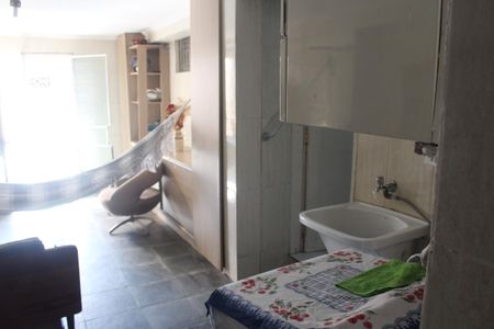 Área de Serviço de casa para alugar com 3 quartos, 137m² em Barcelona, São Caetano do Sul