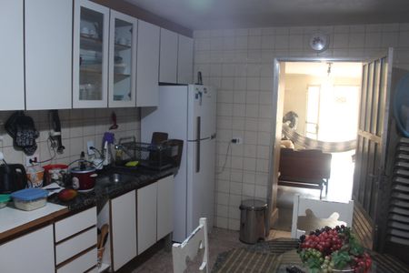 Casa para alugar com 137m², 3 quartos e 3 vagasCozinha 2