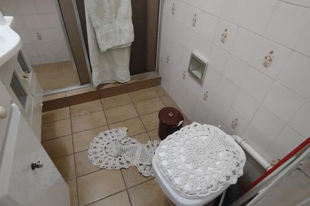 Casa para alugar com 137m², 3 quartos e 3 vagas Casa para alugar com 137m², 3 quartos e 3 vagasBanheiro da Suíte