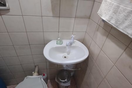 Casa para alugar com 137m², 3 quartos e 3 vagas Casa para alugar com 137m², 3 quartos e 3 vagasBanheiro 2