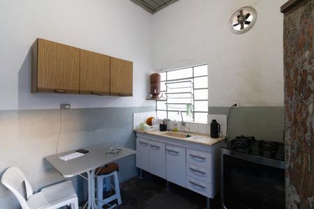 Cozinha de casa à venda com 3 quartos, 140m² em Caxingui, São Paulo