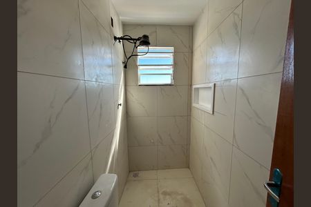 Banheiro de apartamento para alugar com 2 quartos, 50m² em Quintino Bocaiúva, Rio de Janeiro