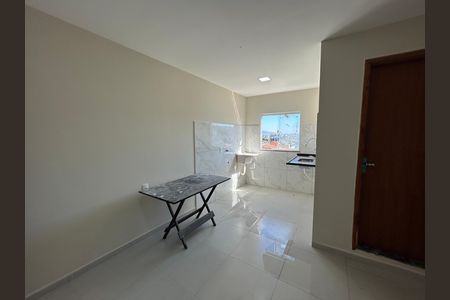 Sala de apartamento para alugar com 2 quartos, 50m² em Quintino Bocaiúva, Rio de Janeiro