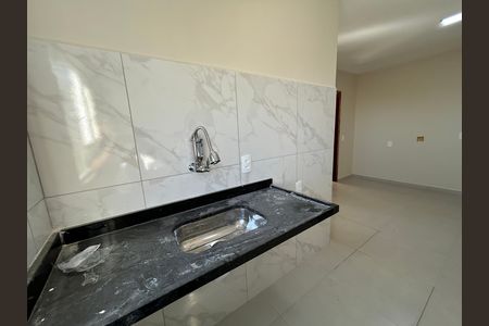 Cozinha de apartamento para alugar com 2 quartos, 50m² em Quintino Bocaiúva, Rio de Janeiro