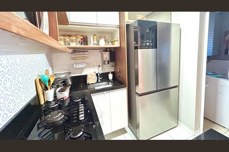 Cozinha de apartamento para alugar com 2 quartos, 59m² em Picanço, Guarulhos