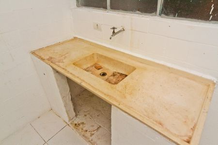 Cozinha de casa para alugar com 1 quarto, 45m² em Parque Peruche, São Paulo