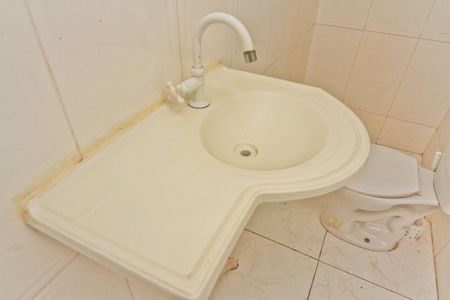 Área de Serviço de casa para alugar com 1 quarto, 45m² em Parque Peruche, São Paulo