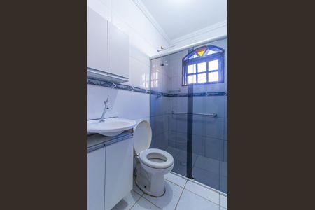 Banheiro de casa para alugar com 2 quartos, 54m² em Bairro Jardim Nossa Senhora das Graças, Cotia