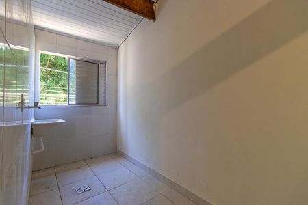 Casa para alugar com 54m², 2 quartos e 1 vaga Casa para alugar com 54m², 2 quartos e 1 vagaÁrea de Serviço