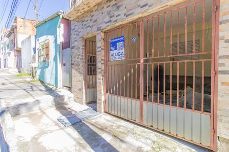 Fachada de casa para alugar com 2 quartos, 54m² em Bairro Jardim Nossa Senhora das Graças, Cotia