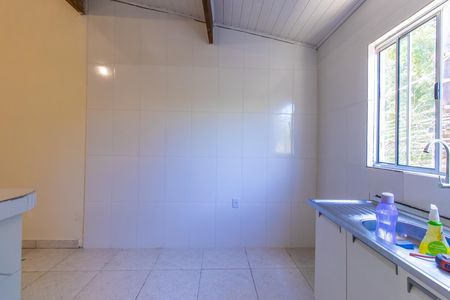 Casa para alugar com 54m², 2 quartos e 1 vaga Casa para alugar com 54m², 2 quartos e 1 vagaCozinha