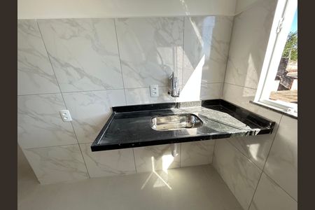 Cozinha de apartamento para alugar com 2 quartos, 50m² em Quintino Bocaiúva, Rio de Janeiro