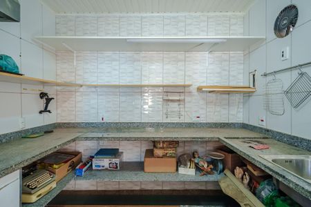 Cozinha da edícula de casa para alugar com 2 quartos, 140m² em Parque Continental, São Paulo