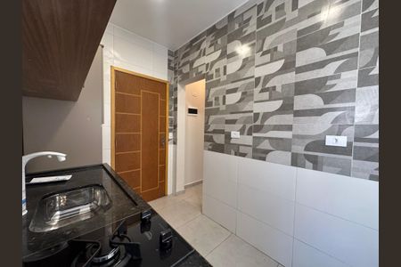 Cozinha de casa de condomínio para alugar com 1 quarto, 20m² em Sacomã, São Paulo