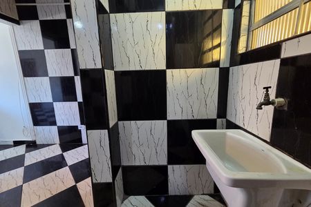 Banheiro de apartamento para alugar com 1 quarto, 40m² em Cidade Ocian, Praia Grande