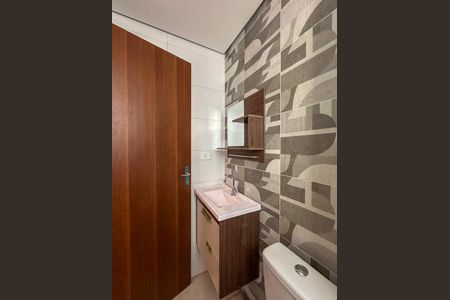 Banheiro de casa de condomínio para alugar com 1 quarto, 24m² em Sacomã, São Paulo
