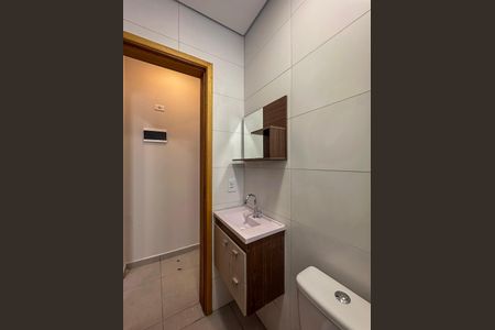 Banheiro de casa de condomínio para alugar com 1 quarto, 35m² em Sacomã, São Paulo