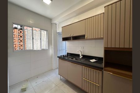 Cozinha de casa de condomínio para alugar com 1 quarto, 35m² em Sacomã, São Paulo