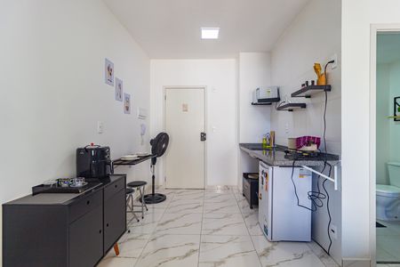 Studio para alugar com 28m², 1 quarto e sem vaga Studio para alugar com 28m², 1 quarto e sem vagaCozinha