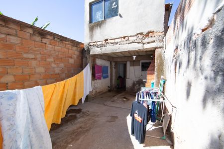 Casa à venda com 150m², 2 quartos e 1 vaga Casa à venda com 150m², 2 quartos e 1 vagaÁrea externa