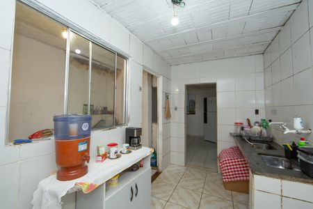 Casa à venda com 150m², 2 quartos e 1 vaga Casa à venda com 150m², 2 quartos e 1 vagaCozinha