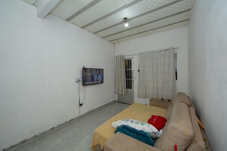 Casa à venda com 150m², 2 quartos e 1 vaga Casa à venda com 150m², 2 quartos e 1 vagaSala