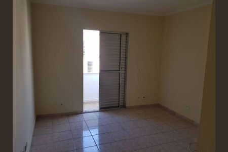 Casa à venda com 3 quartos, 200m² em São Lucas, São Paulo