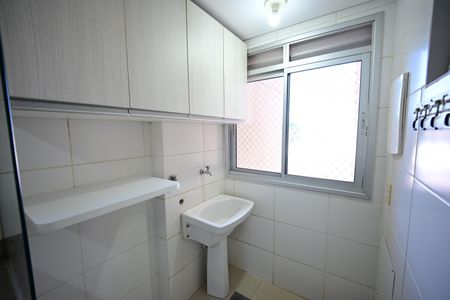 Apartamento à venda com 3 quartos, 81m² em Serrinha, Goiânia