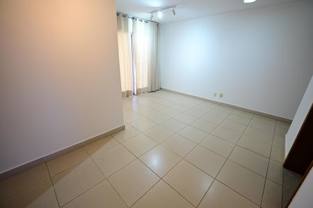 Apartamento à venda com 81m², 3 quartos e sem vaga